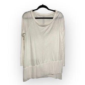 Soft Surroundings Ivory Long Sleeve Top With Handkerchief Hem Size Medium EUC